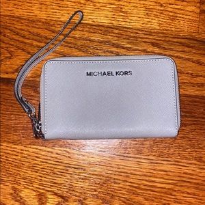 Michael Kors Wristlet/Wallet
